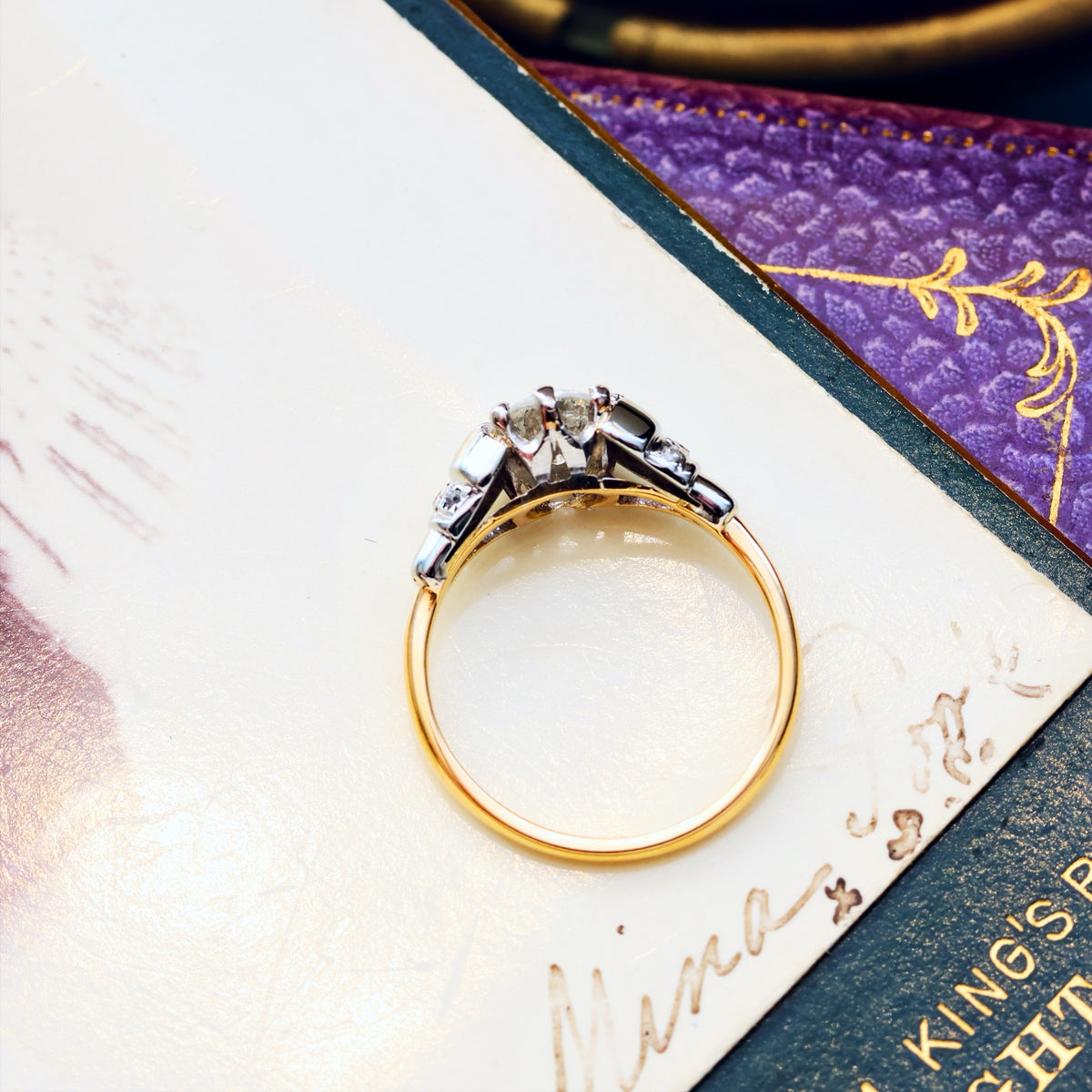 Tempting Vintage Art Deco Diamond Engagement Ring