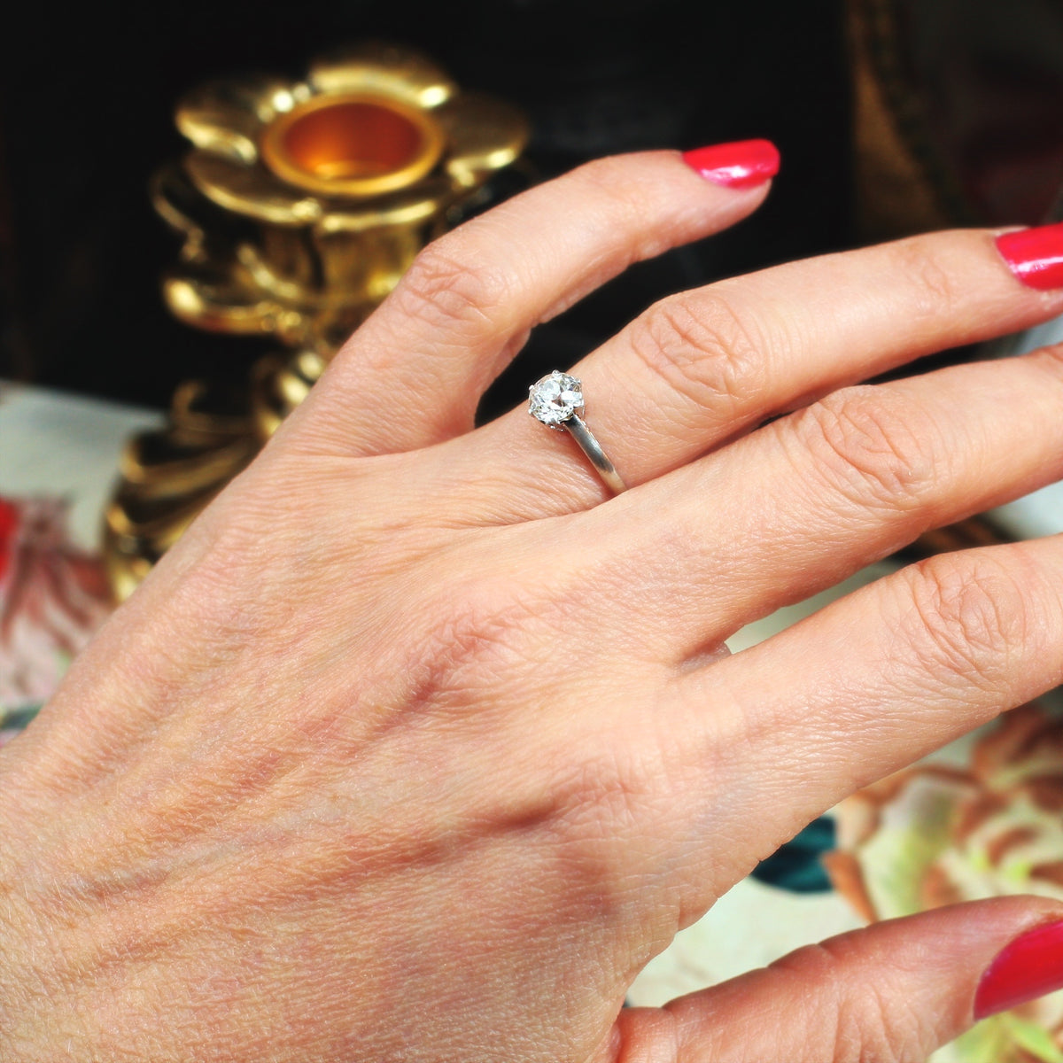 Sparklous!! Certificated Vintage Platinum Diamond Solitaire Ring