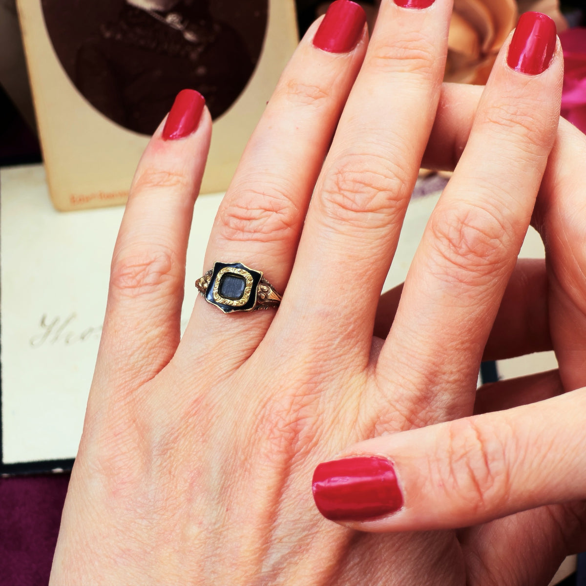 Antique Georgian Rococo Enamel Mourning Ring