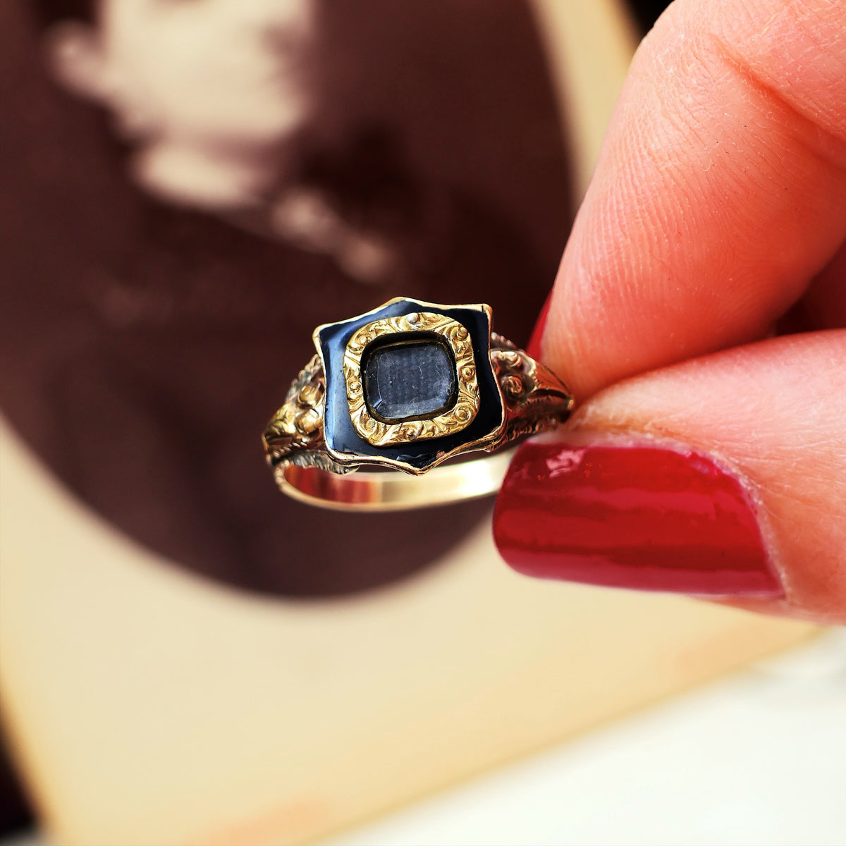 Antique Georgian Rococo Enamel Mourning Ring