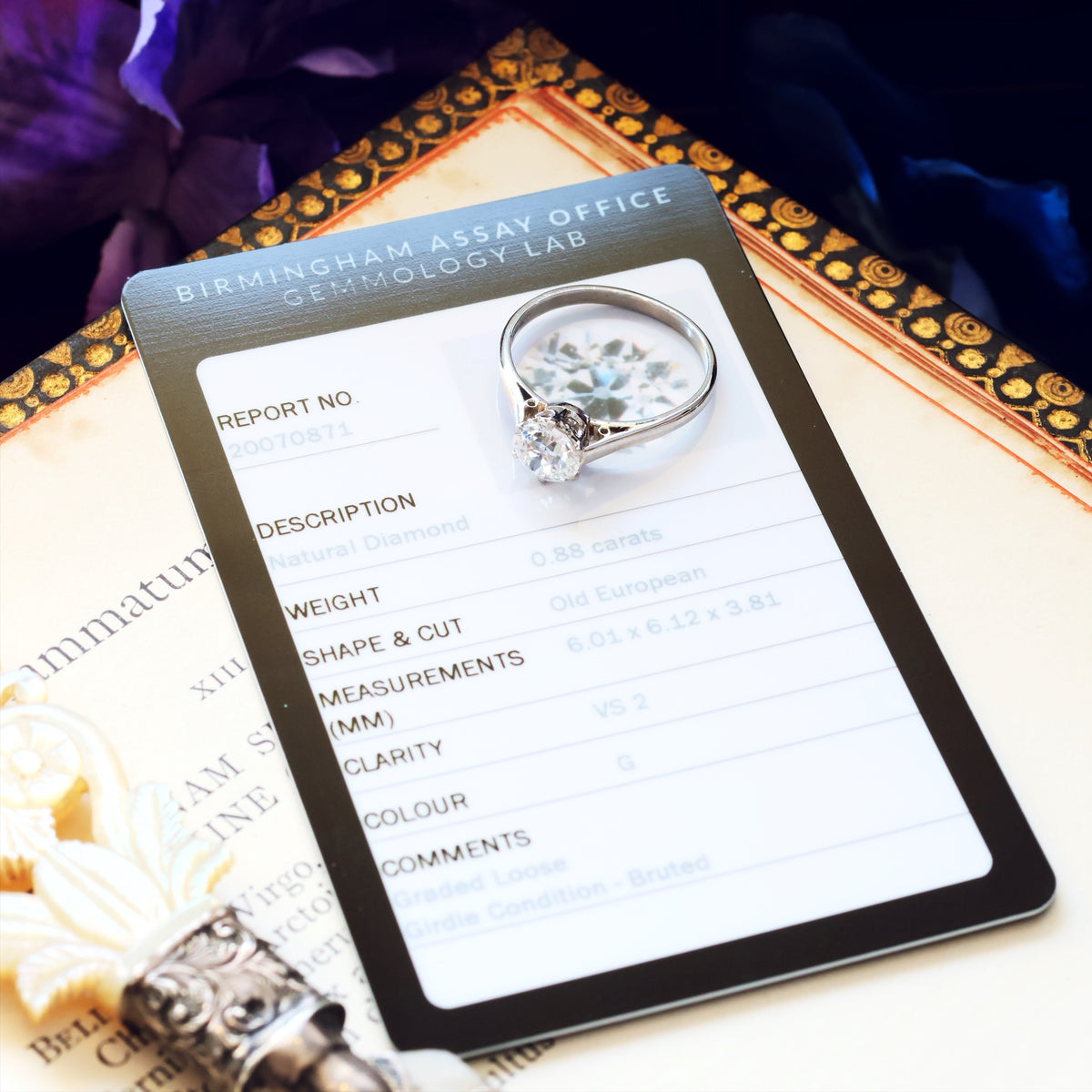 Sparklous!! Certificated Vintage Platinum Diamond Solitaire Ring