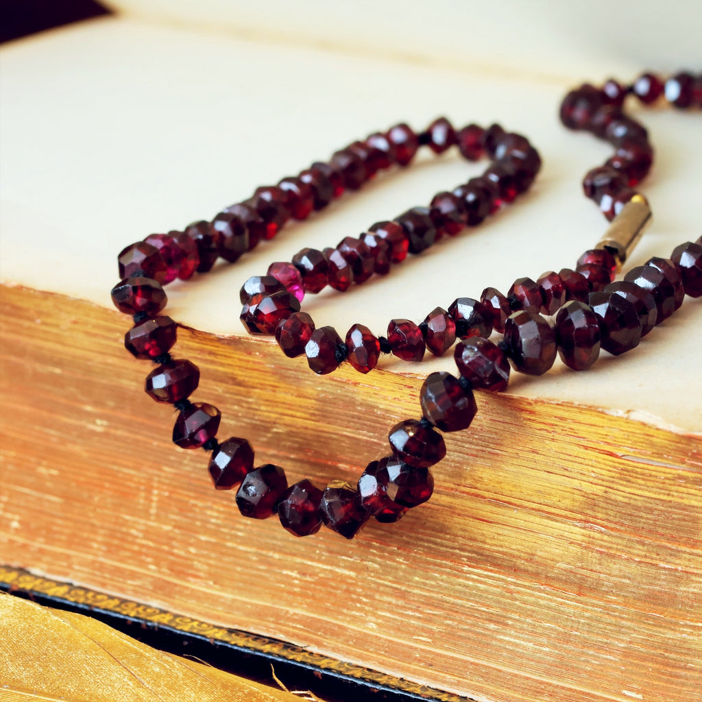 Antique Hand Faceted Bohemian Garnet Bead Necklace – Fetheray