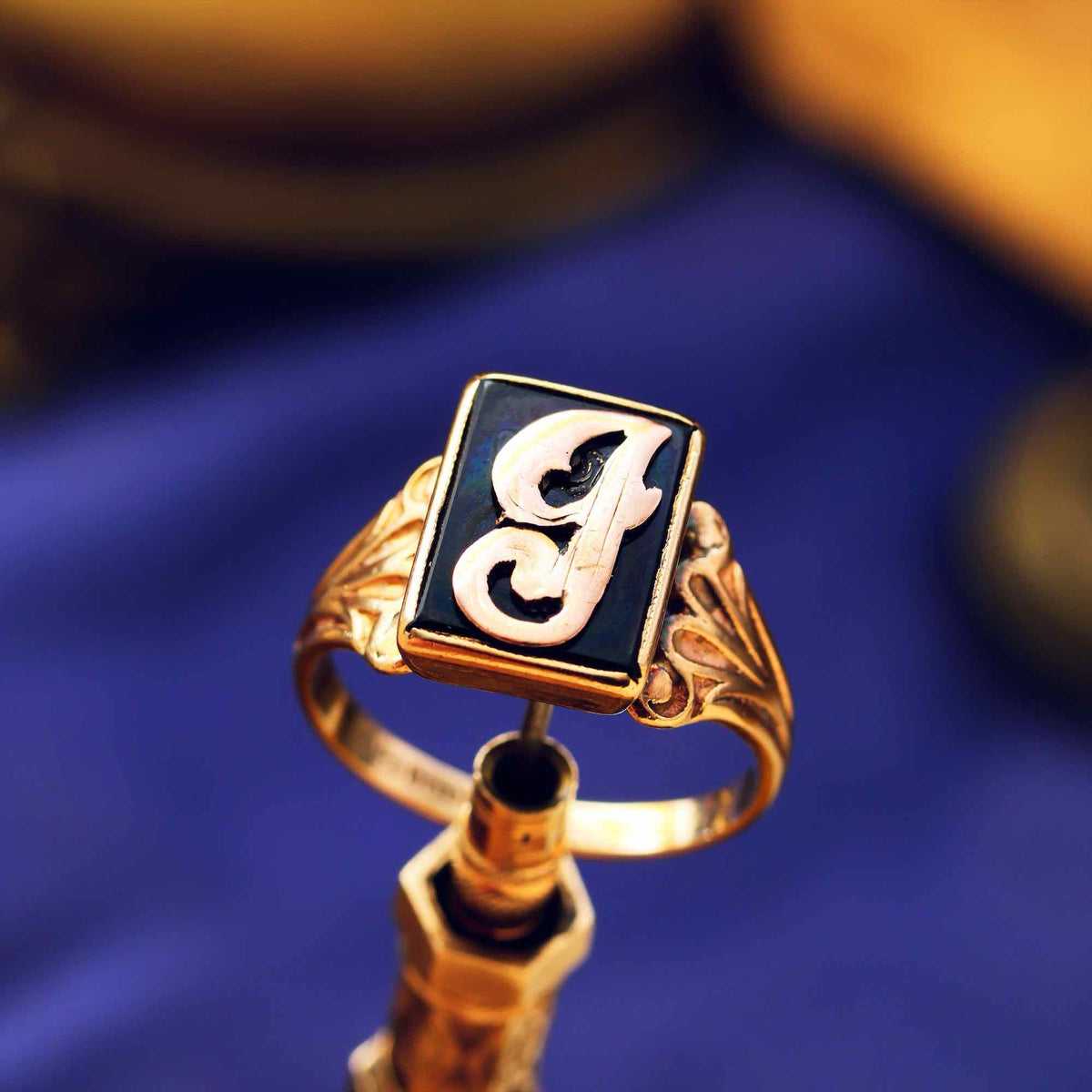 Date 1971 9ct Gold Initial 'J' Signet Ring
