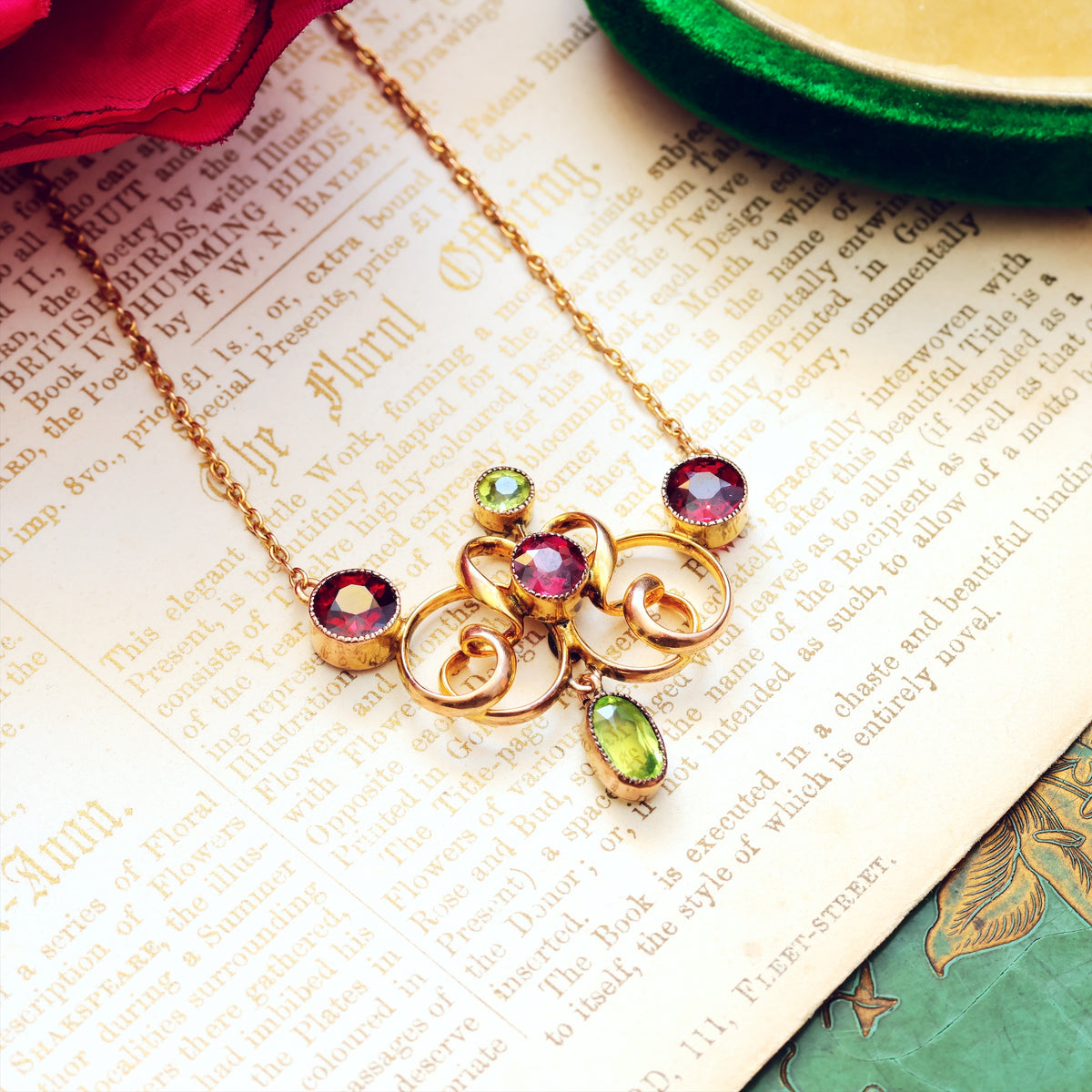 Majestic Antique Edwardian Garnet & Peridot Necklace