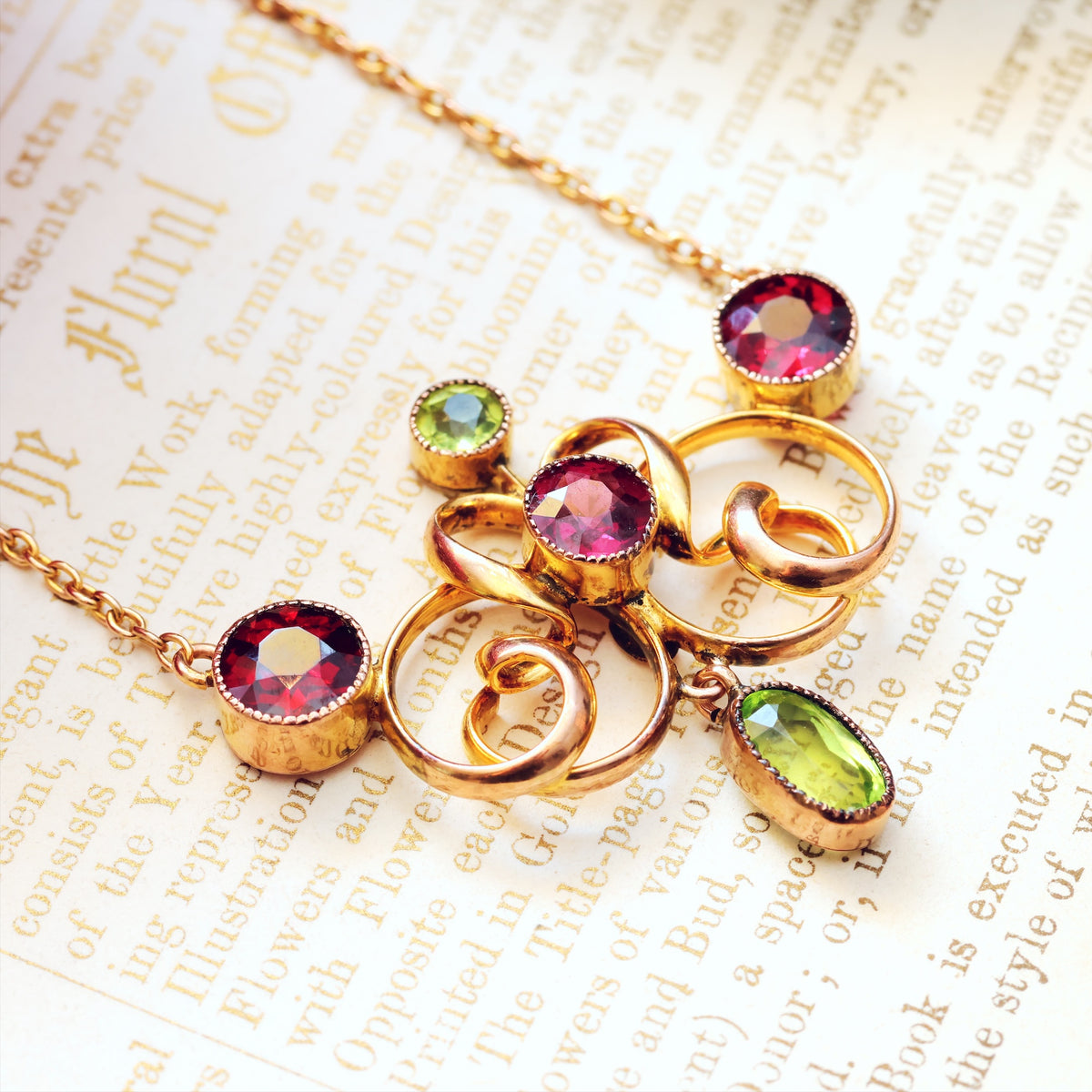 Majestic Antique Edwardian Garnet & Peridot Necklace