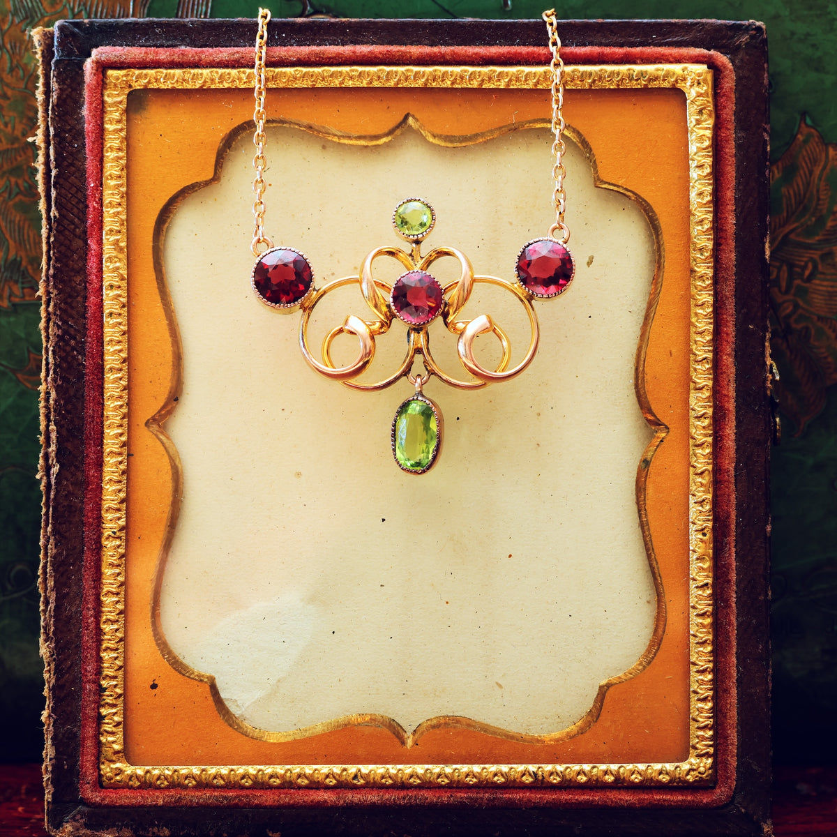 Majestic Antique Edwardian Garnet & Peridot Necklace
