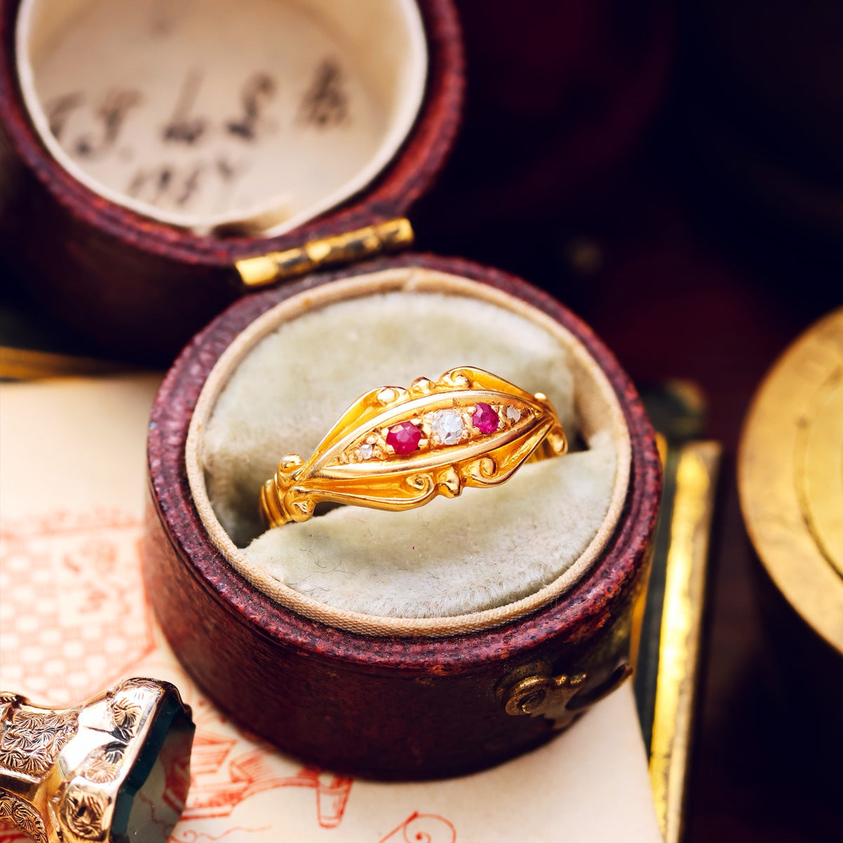 Antique 18ct Gold Diamond & Ruby Ring