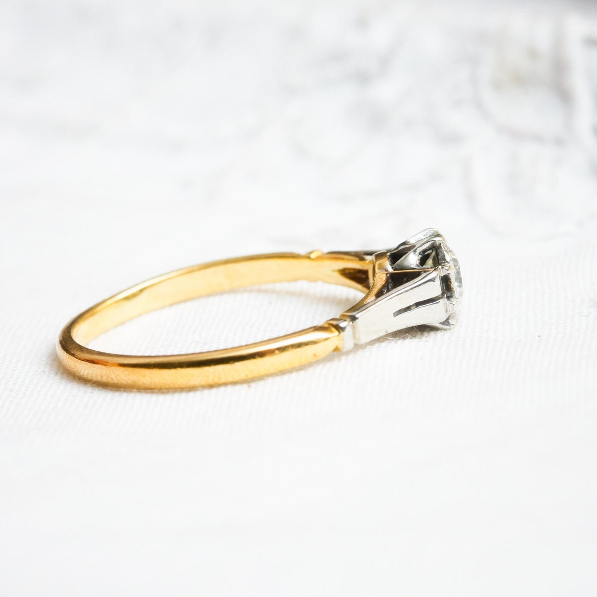 A Restrainedly Lovely Vintage Diamond Solitaire Ring