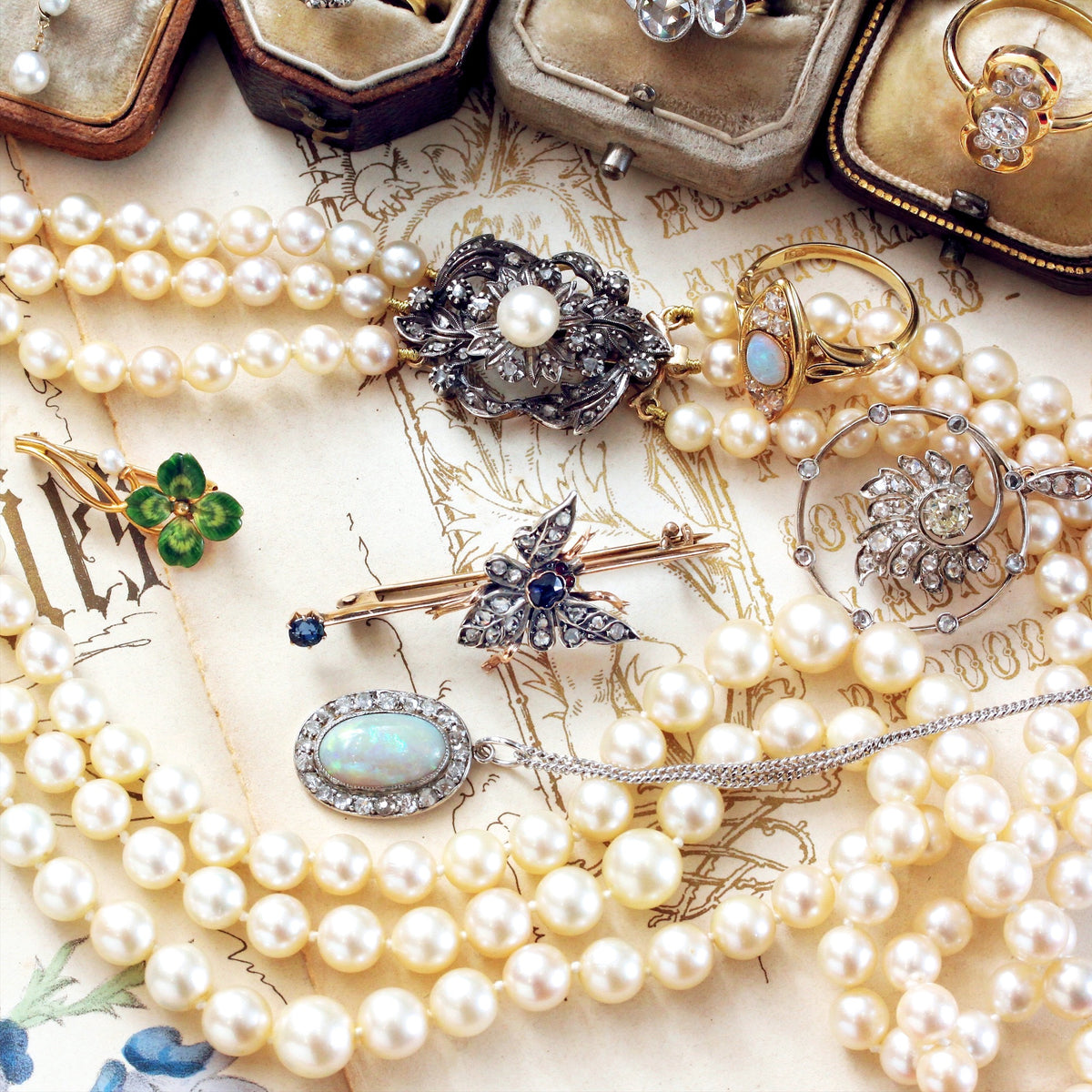 vintage cultured pearl necklace