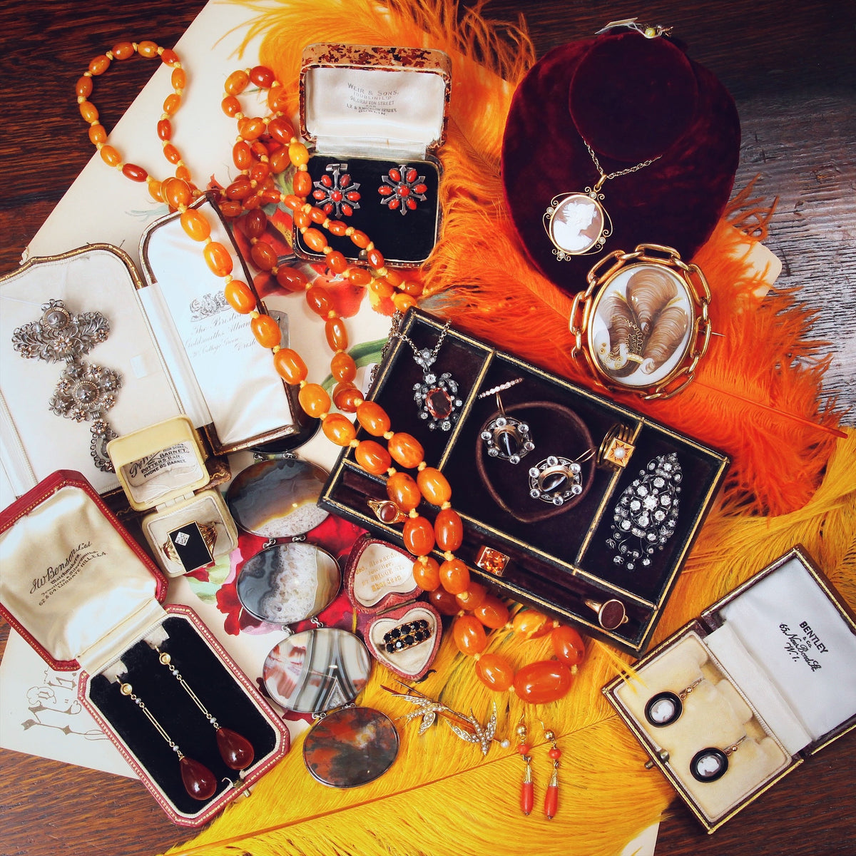 vintage jewellery online