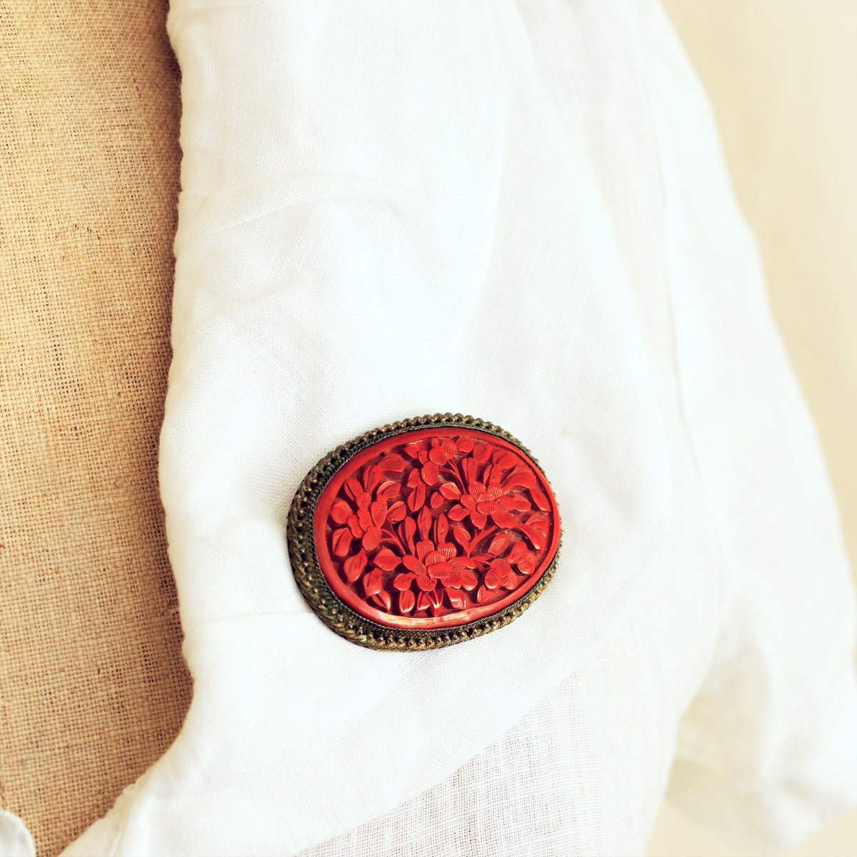 Vintage Chinese Import Cinnabar Brooch