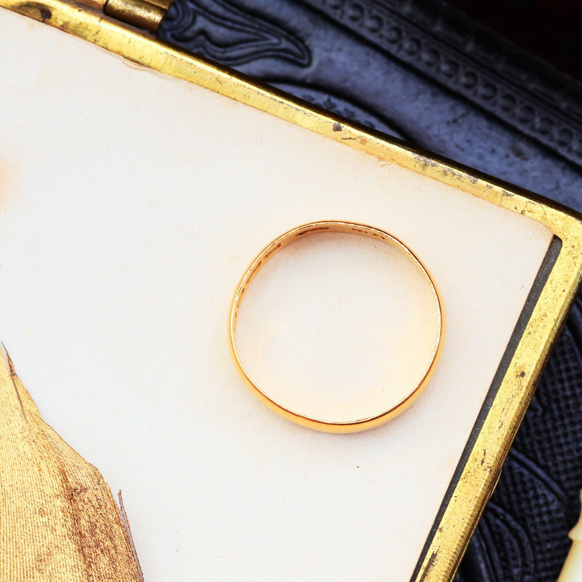 Antique Date 1912 22ct Gold Wedding Ring