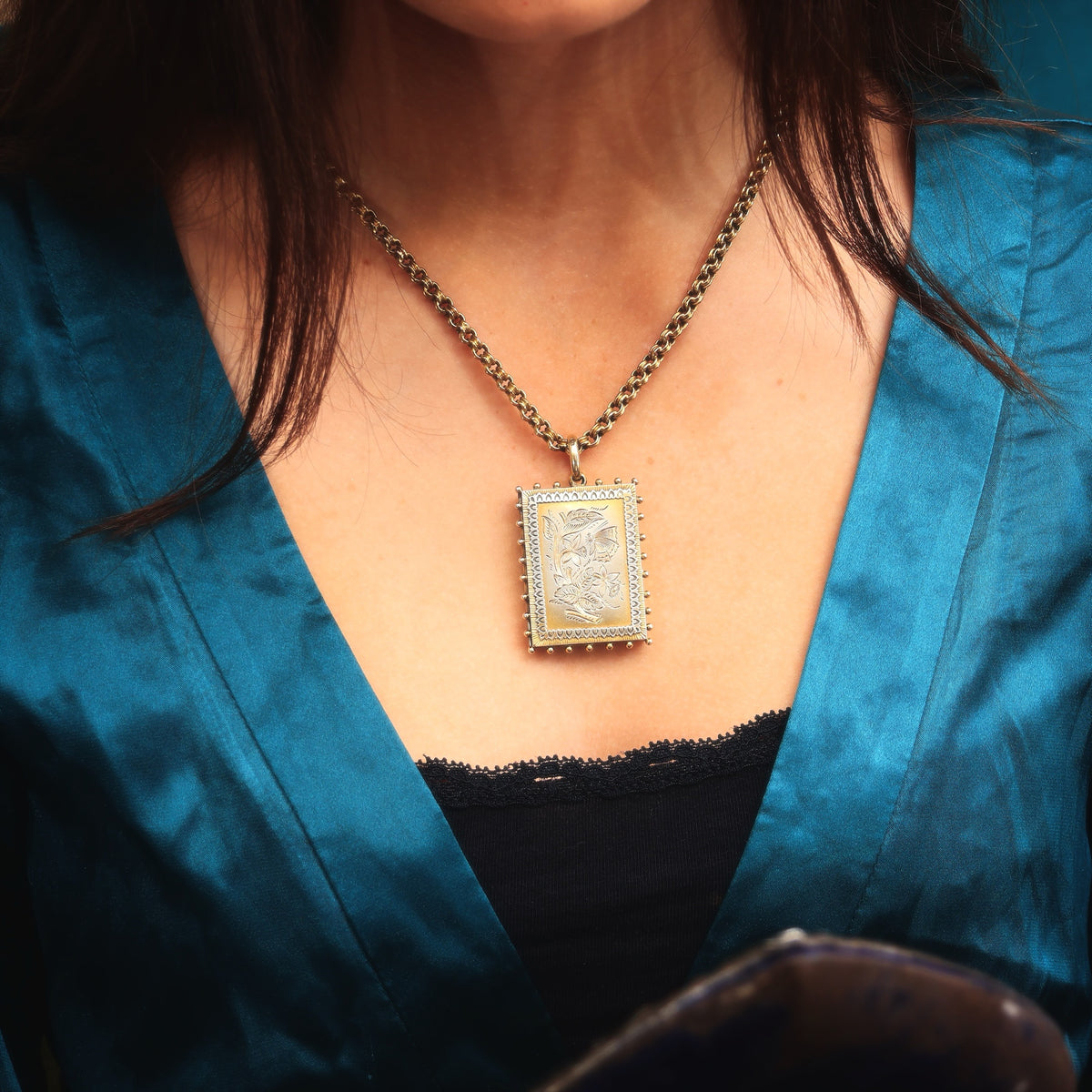 Finest Example! Antique Date 1880 Japonaiserie Locket