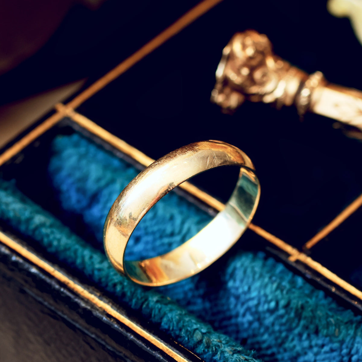 Vintage 14ct Yellow Gold Wedding Band