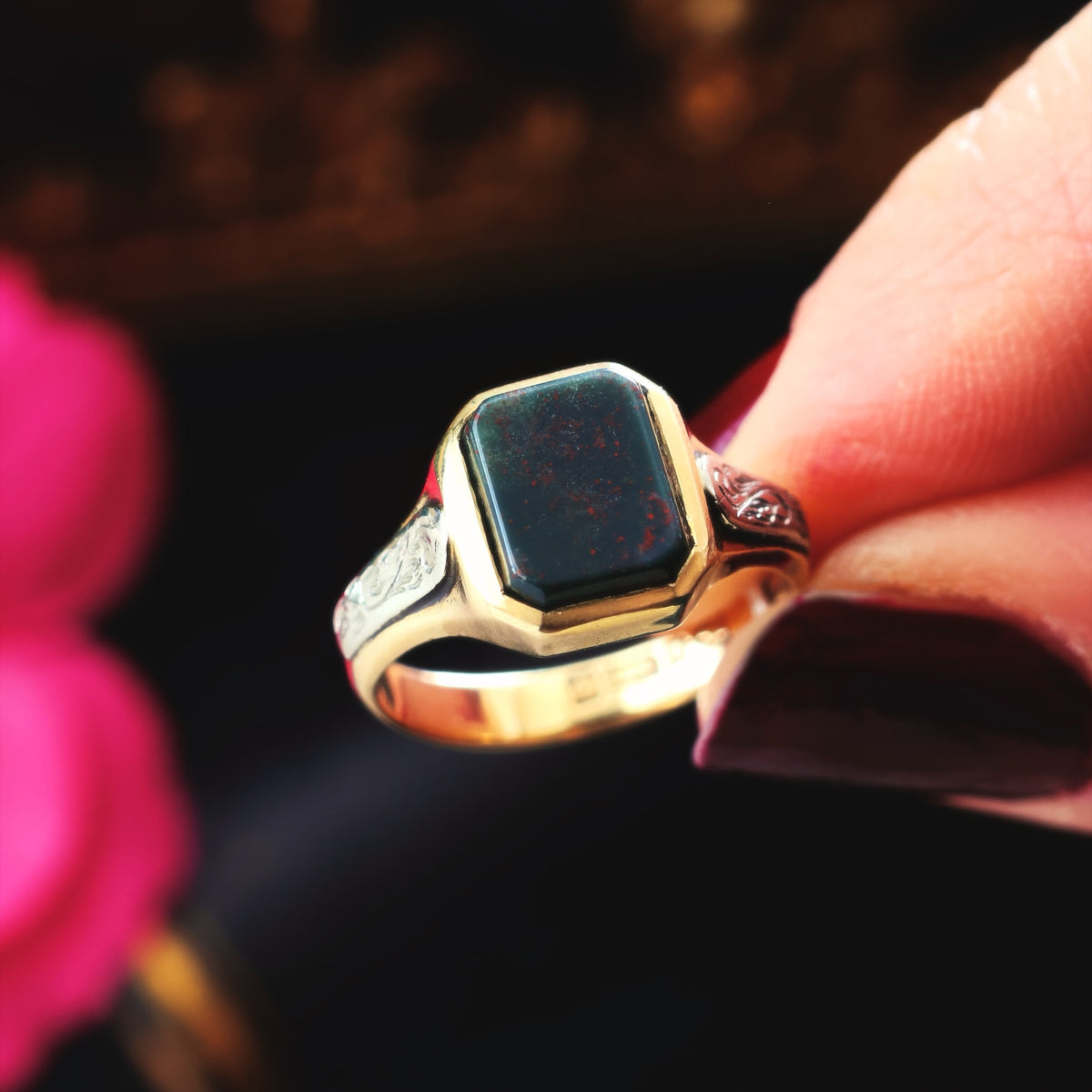 Vintage Date 1936 Art Deco Bloodstone Signet Ring