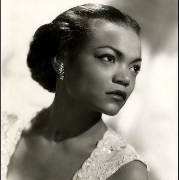 Handmade Vintage 1940's 18ct Gold Emerald Earrings