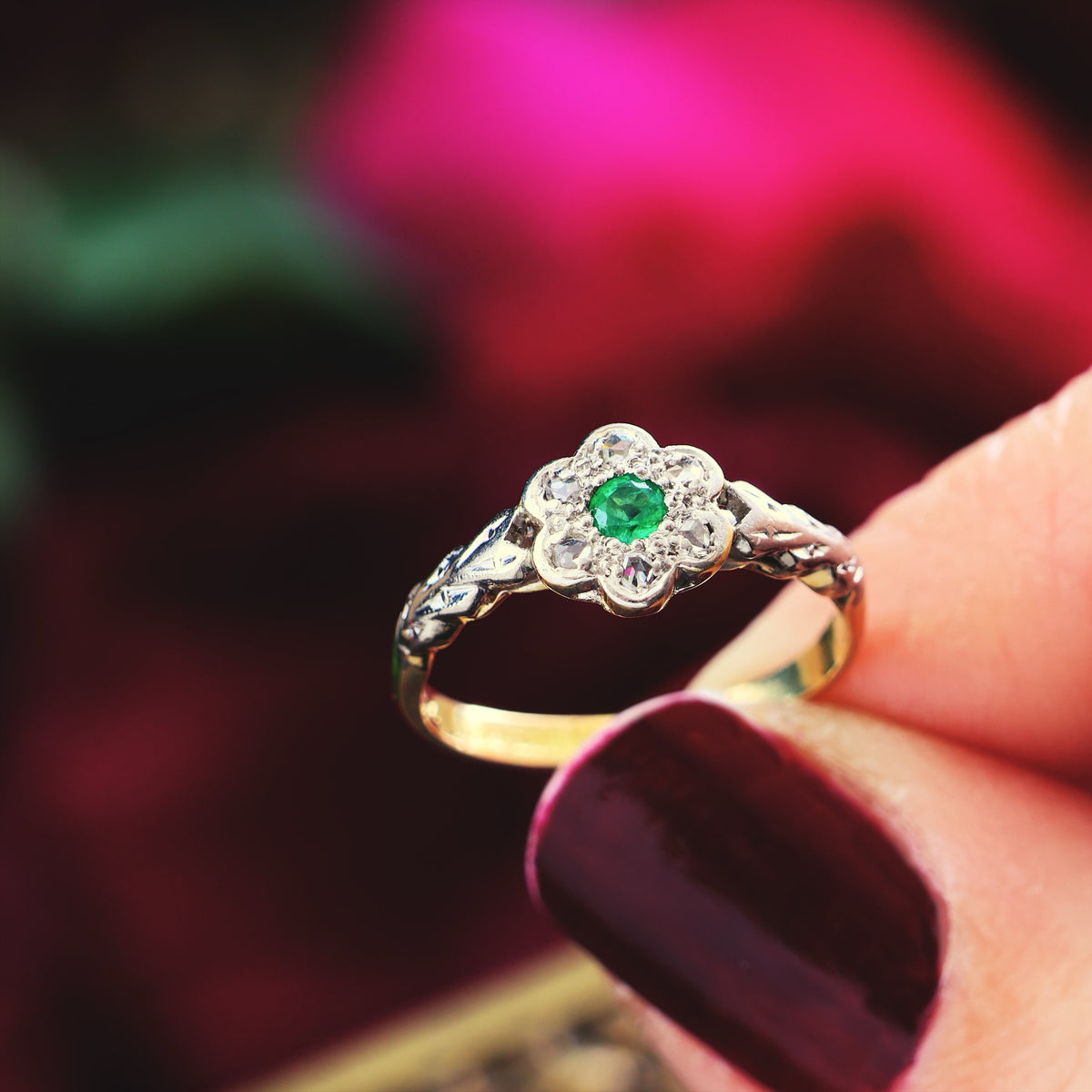 Dainty Little Vintage Emerald & Diamond Flowerette Ring