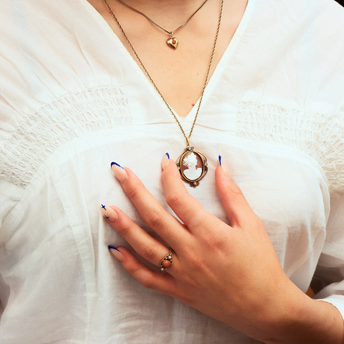 Antique Classical Portrait Shell Cameo Pendant