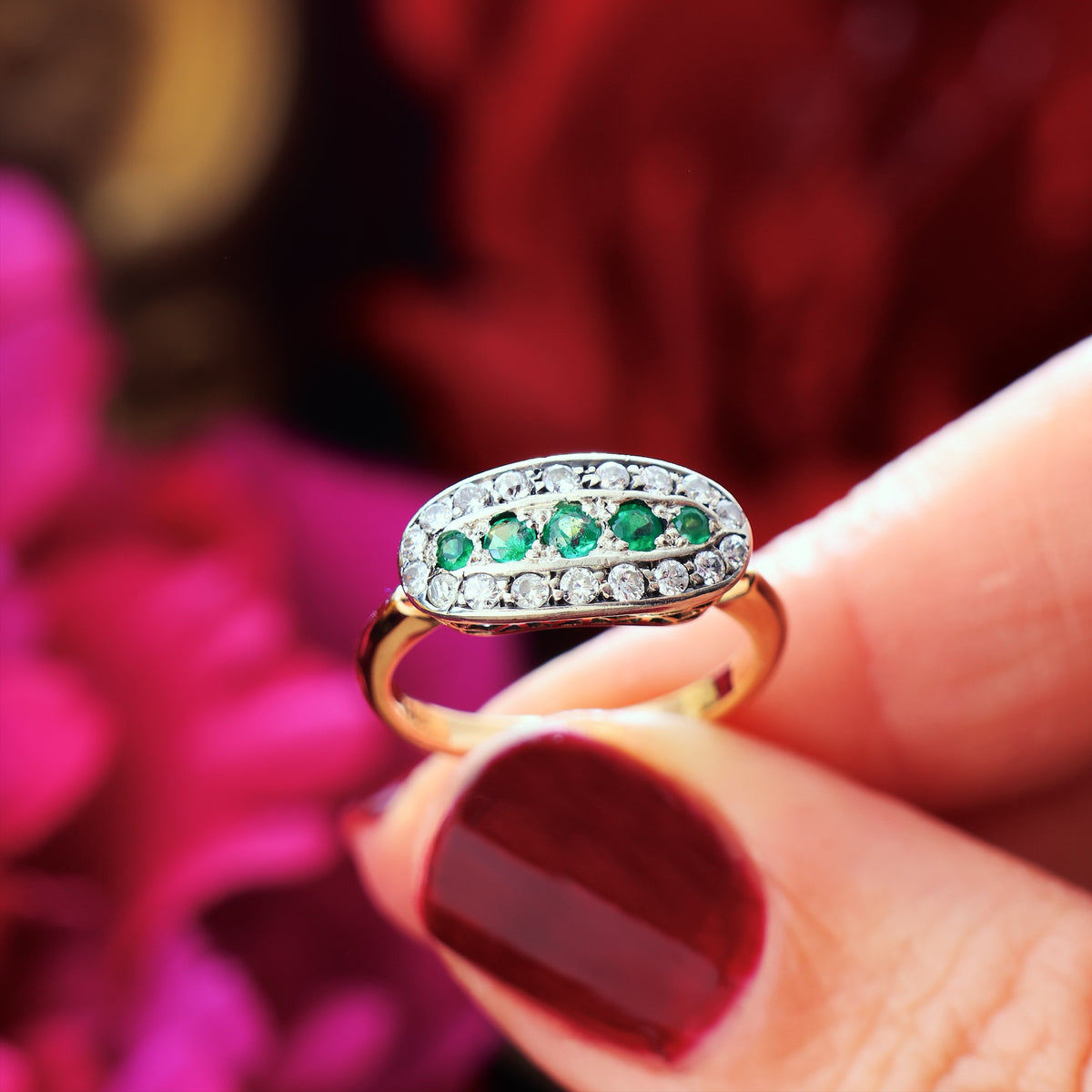 Delightful Vintage Elegance Emerald & Diamond Ring