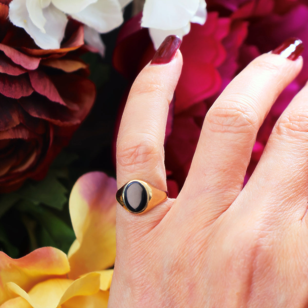 Vintage Date 1978 Black Onyx Signet Ring