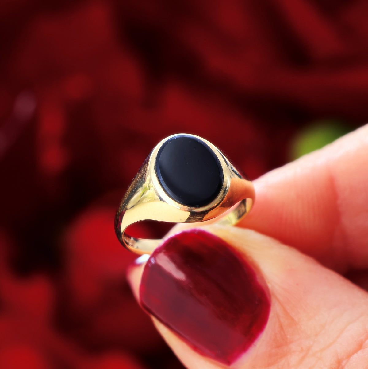 Vintage Date 1978 Black Onyx Signet Ring