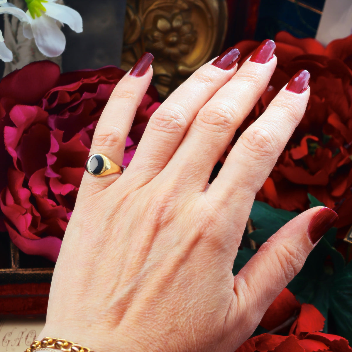 Classic Vintage Black Onyx Signet Ring