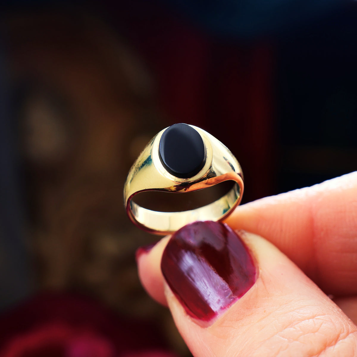 Classic Vintage Black Onyx Signet Ring