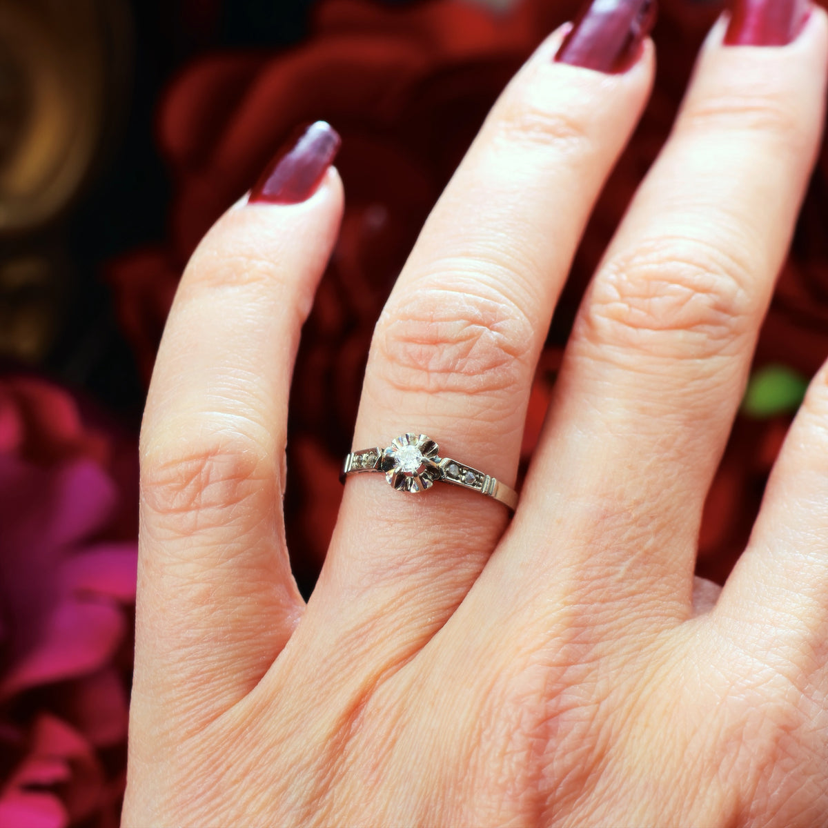 Vintage Art Deco Diamond Engagement Ring