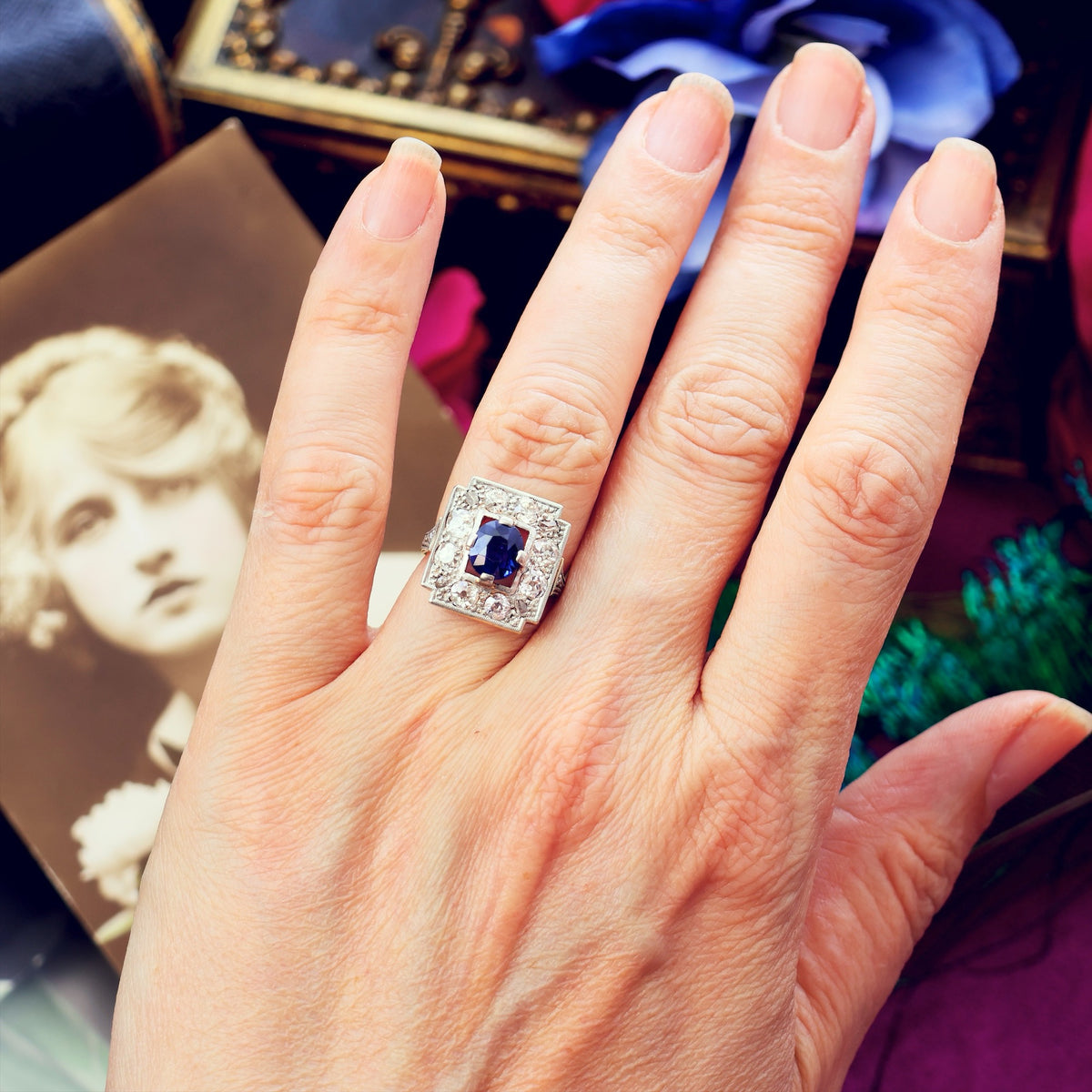 Vintage Art Deco Sapphire & Diamond Ring