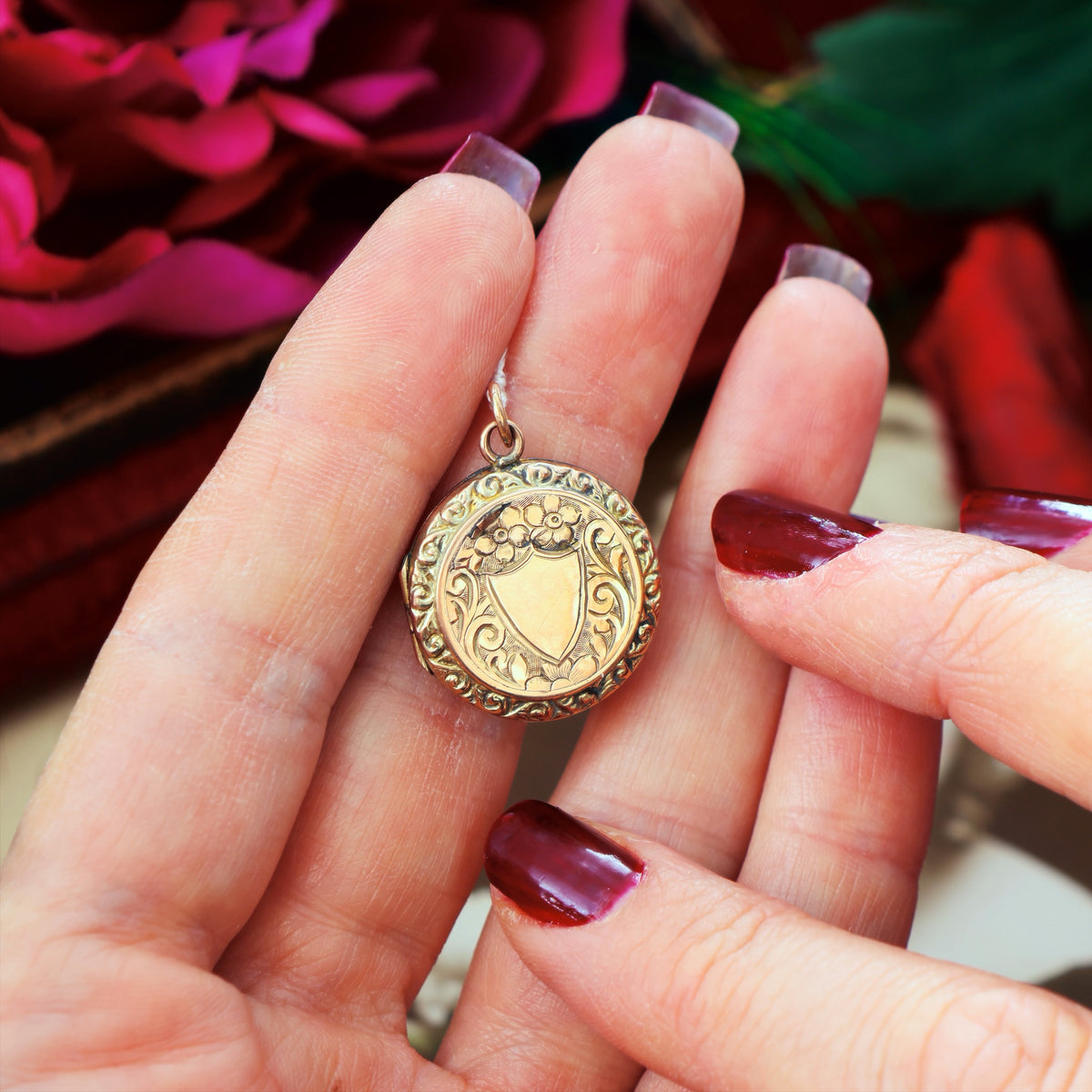 An Adorable Antique 'Wild Rose' Gold Locket