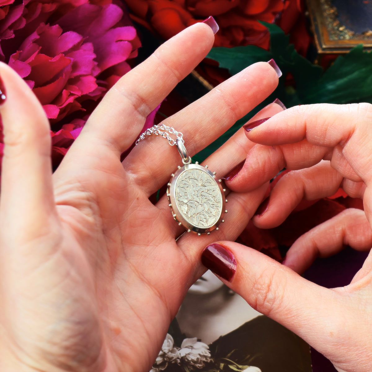 Antique Victorian Hand Engraved Ivy Silver Locket