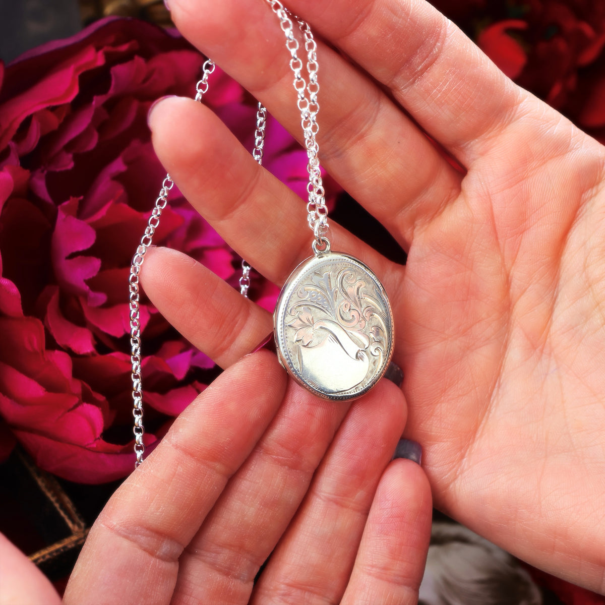 Antique Date 1908 Hand Engraved Oval Silver Locket