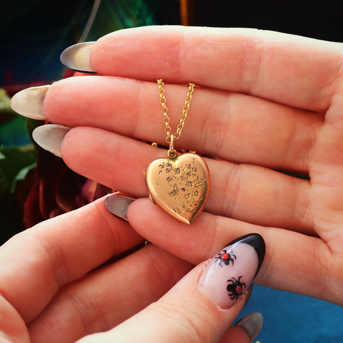 Finest Antique Hand Engraved Heart Shaped Gold Locket