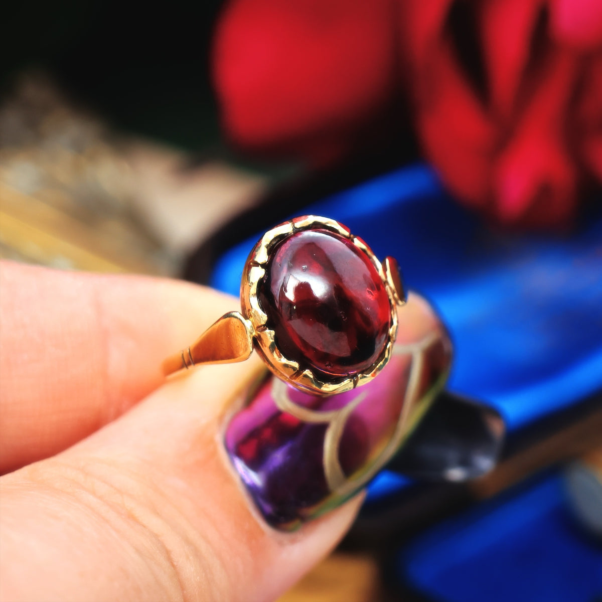 Antique 14ct Gold Cabochon Garnet Ring