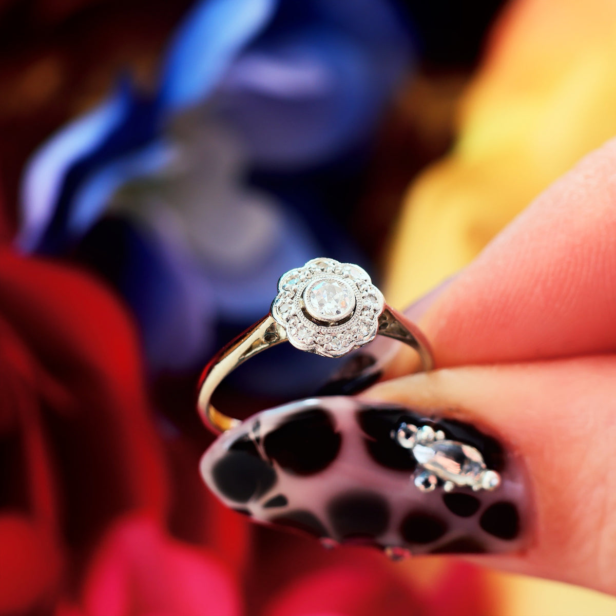 Vintage Pretty! Diamond Daisy Cluster Ring