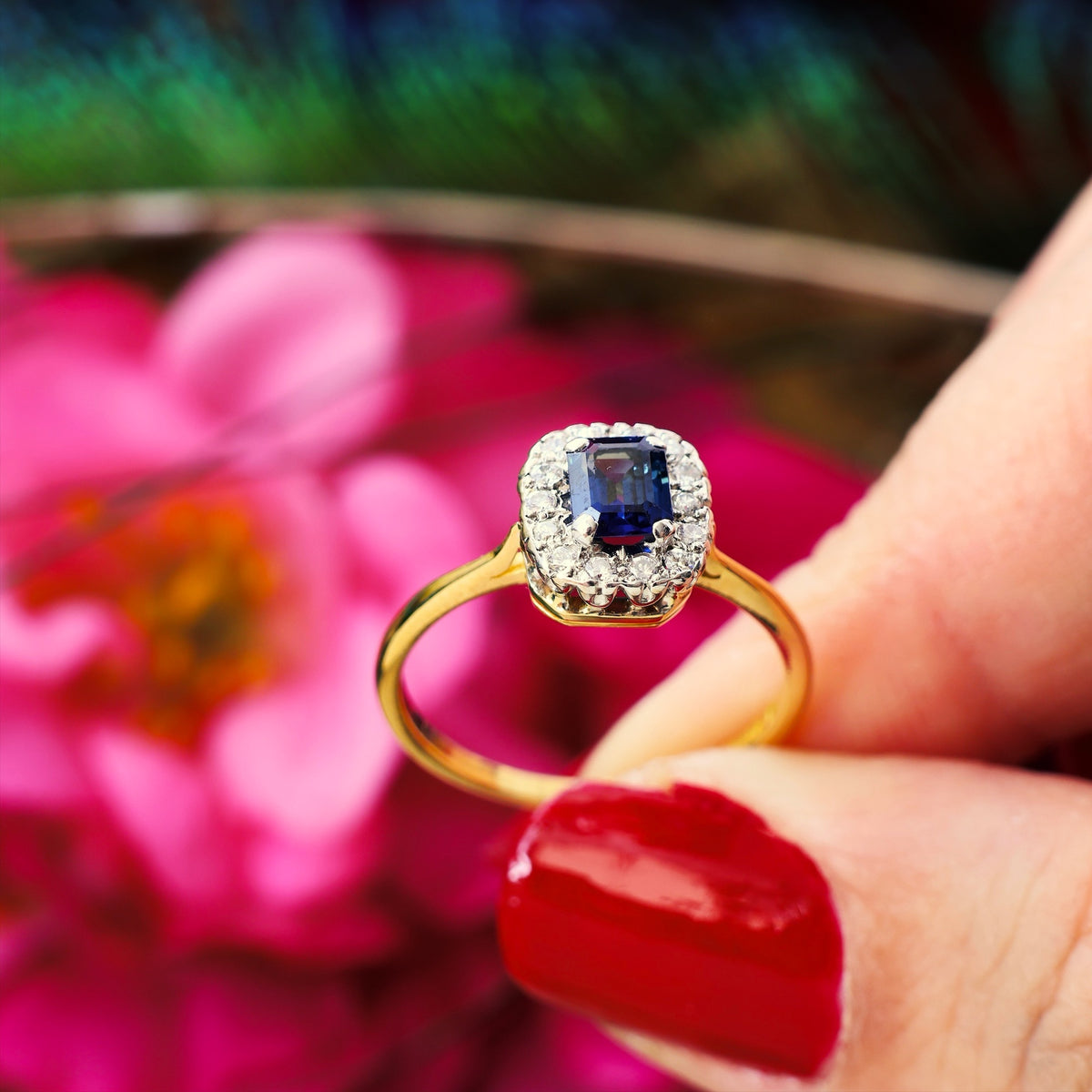Vintage Date 1988 Sapphire & Diamond Cluster Ring