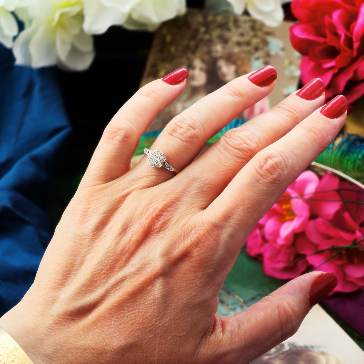 Vintage Pretty! Diamond Daisy Cluster Ring