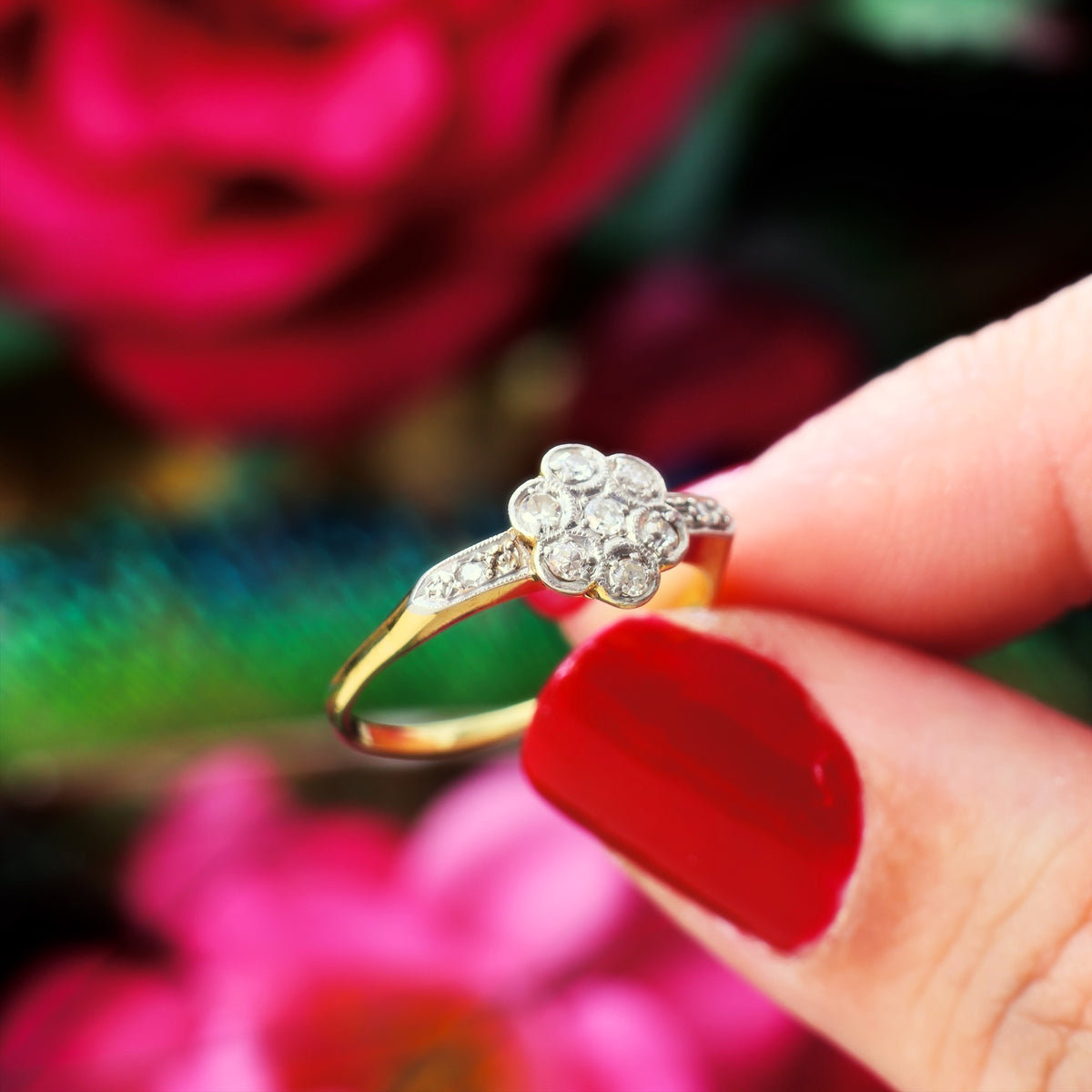 Vintage Pretty! Diamond Daisy Cluster Ring