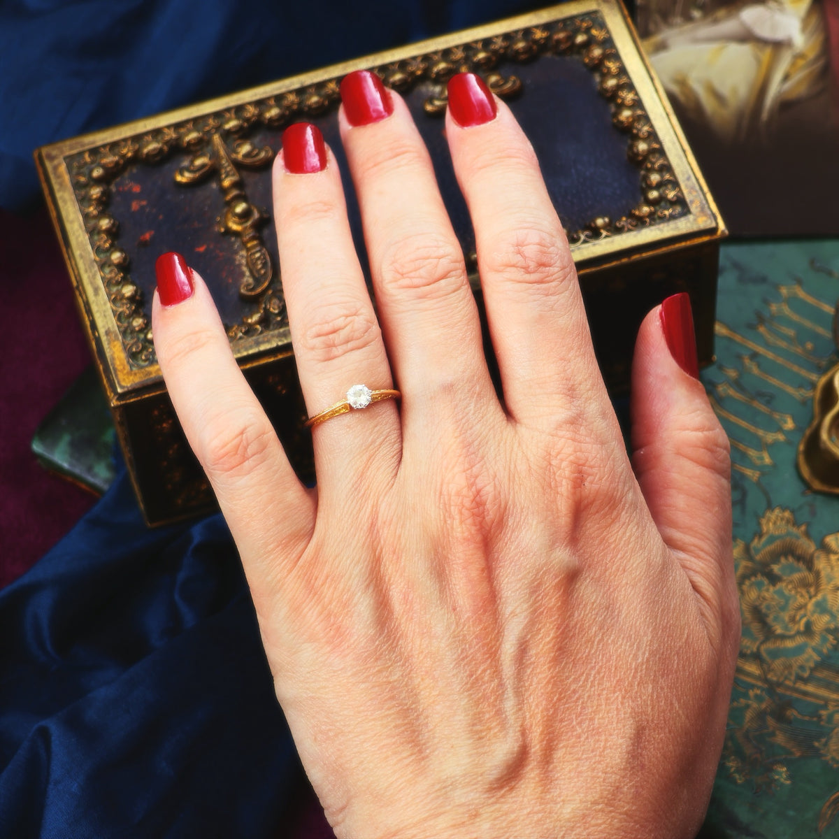 Divine Beauty! Vintage Diamond Engagement Ring