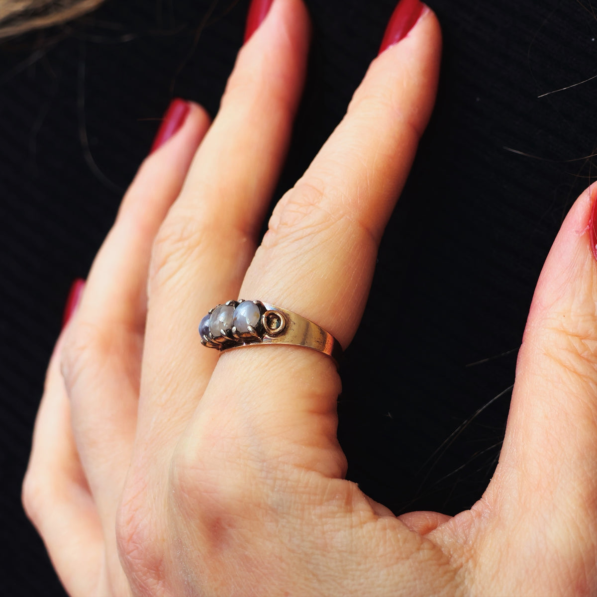 Striking & Unique Vintage Star Sapphire Dress Ring