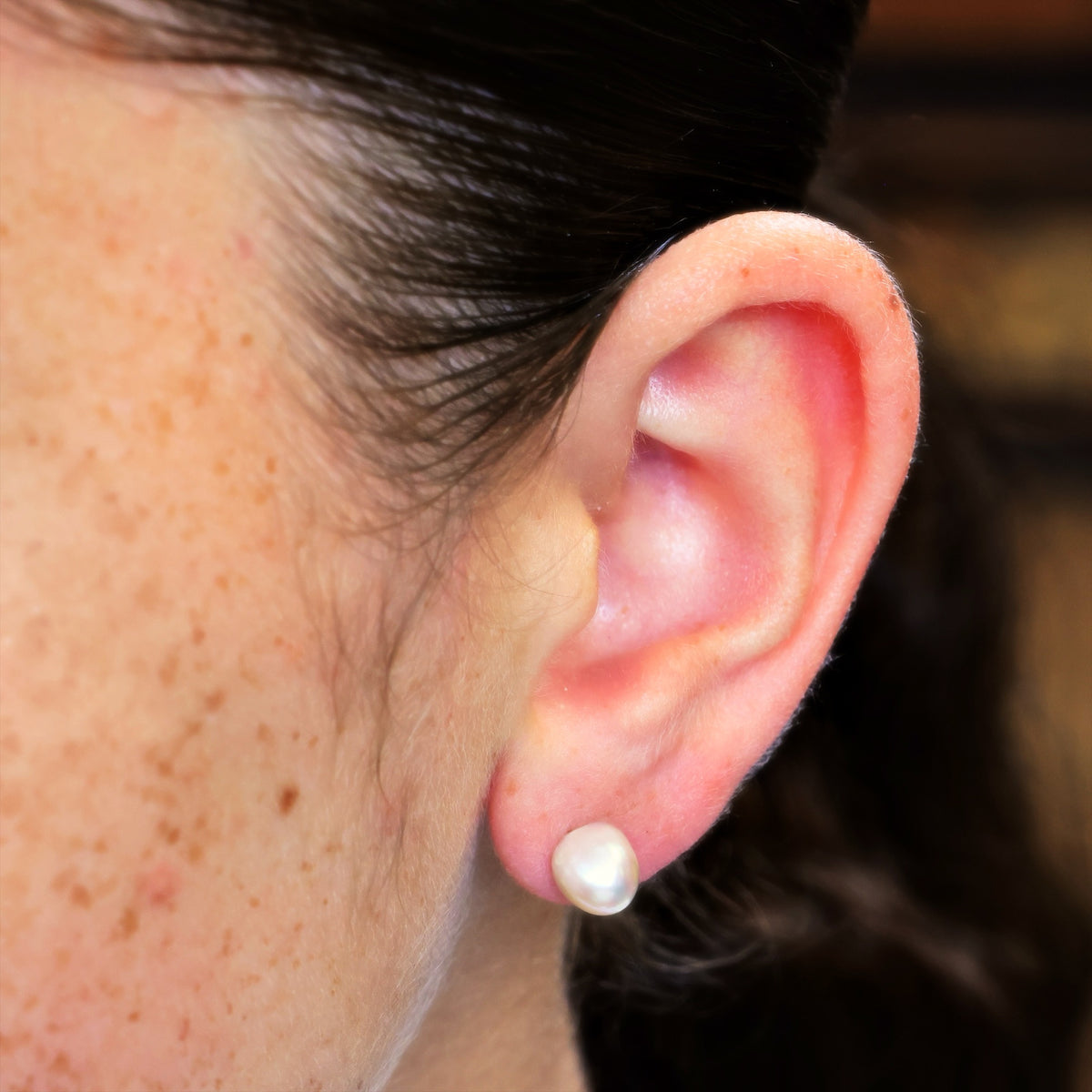 Vintage Freshwater Pearl Stud Earrings on 9ct Gold