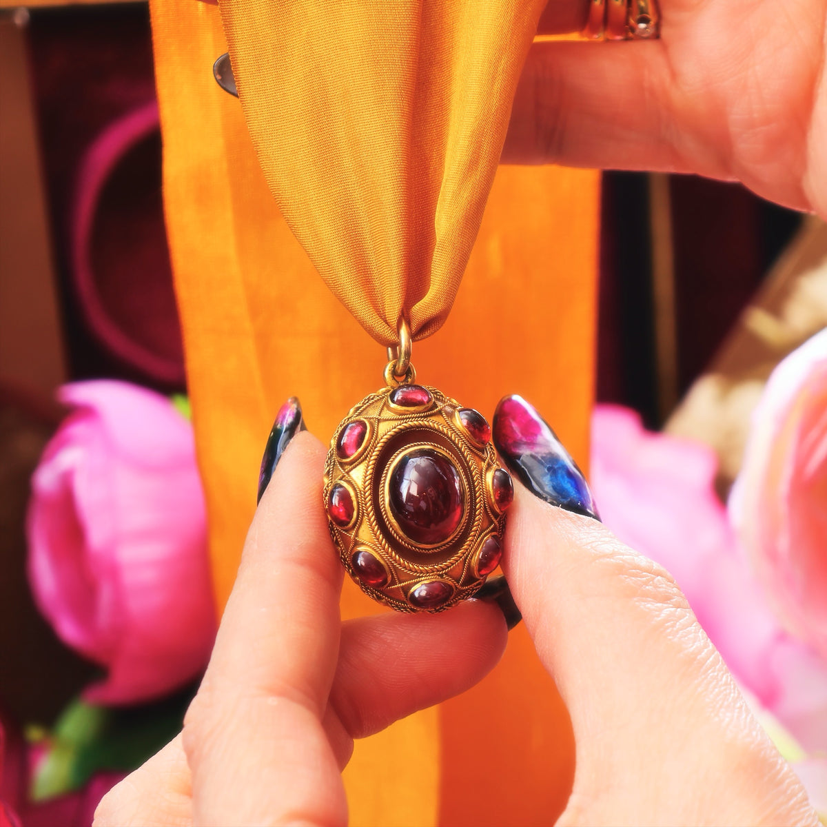 Heirloom Victorian Antique Archaeological Revival Locket