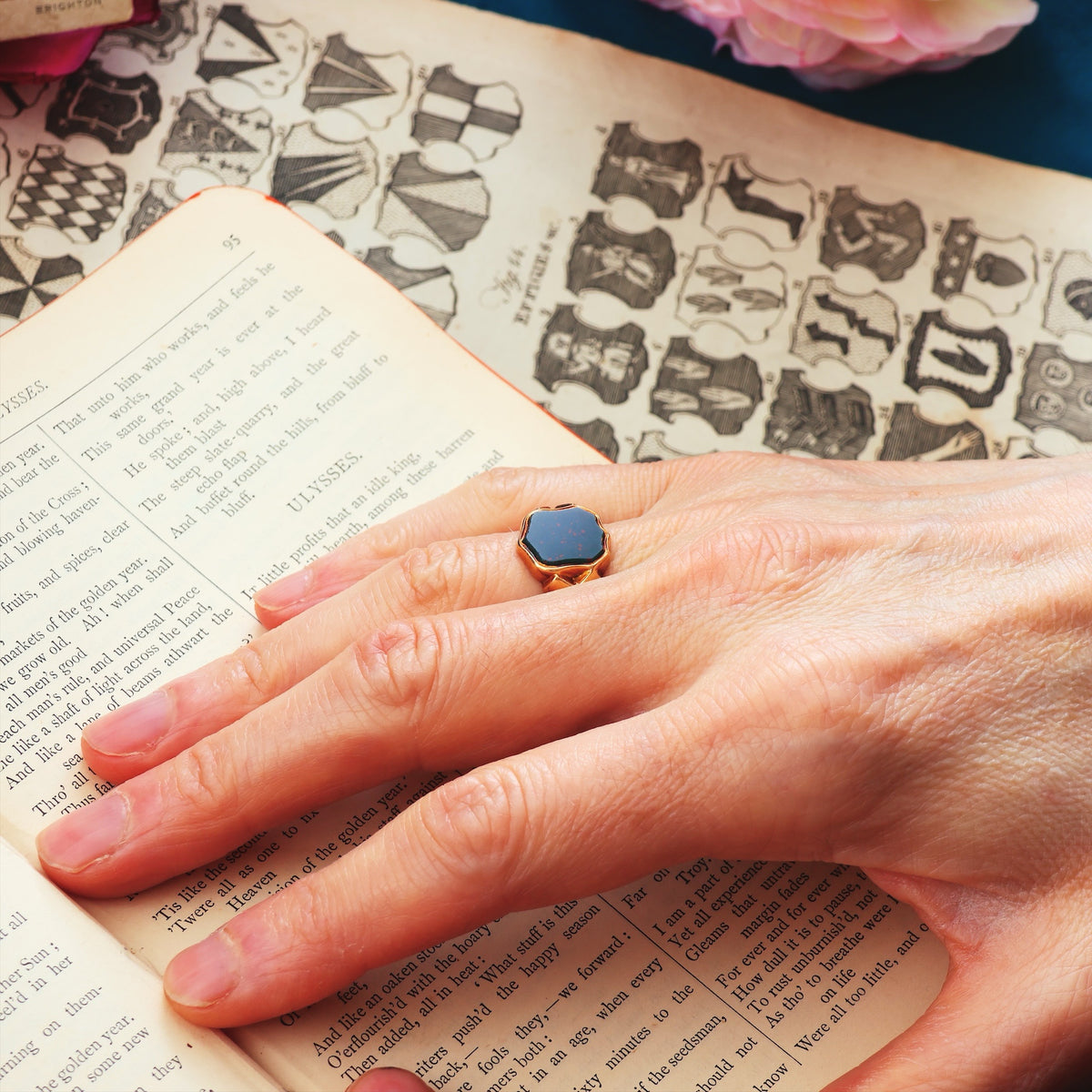 Antique Date 1892 15ct Gold Bloodstone Signet Ring