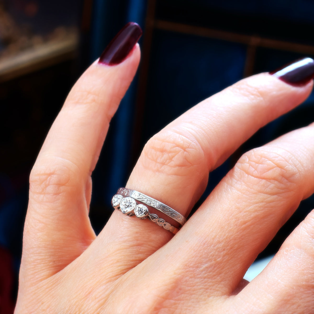 Lovesome Vintage Hearts Diamond Trilogy Engagement Ring