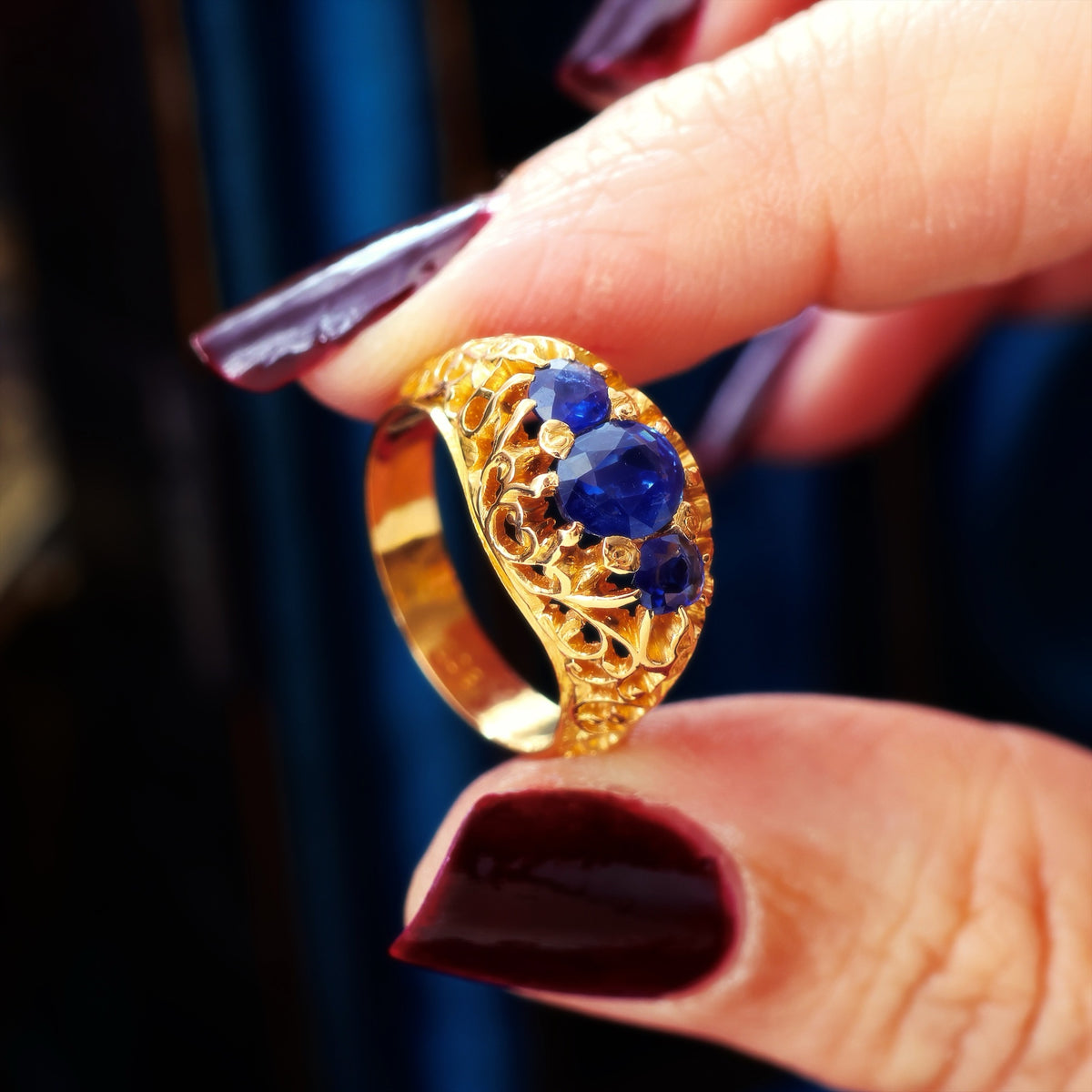 Vintage Filigree Lacework Sapphire Dress Ring