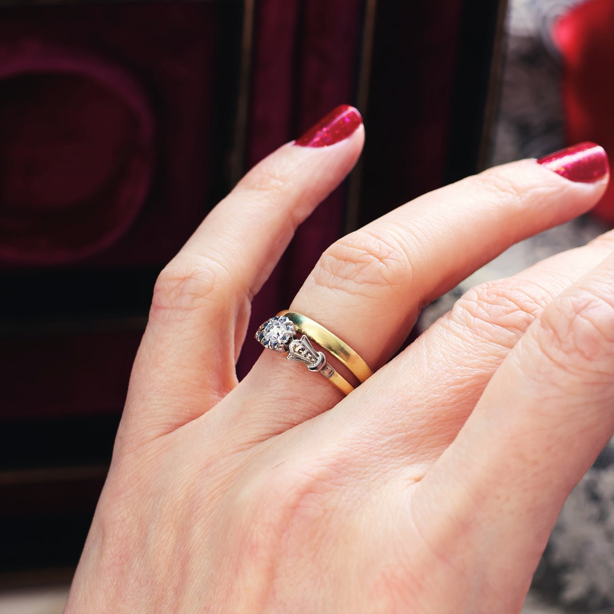 Gorgeous! Vintage Art Deco Diamond Engagement Ring