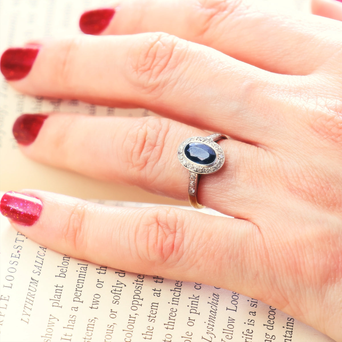Vintage Art Deco Sapphire & Diamond Cluster Ring