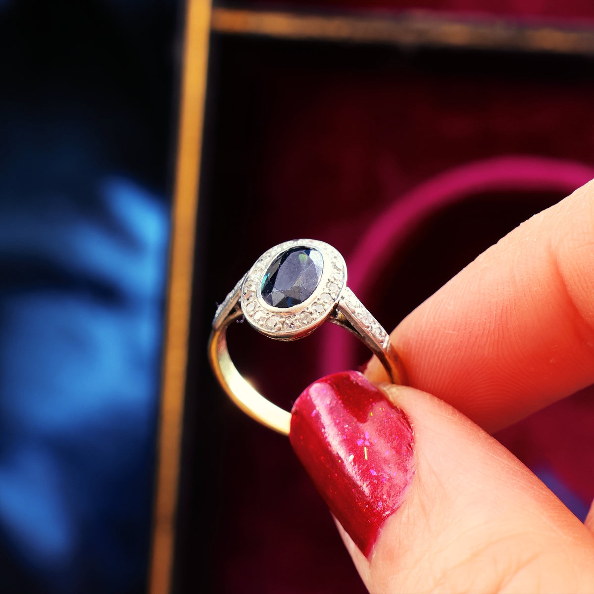 Vintage Art Deco Sapphire & Diamond Cluster Ring