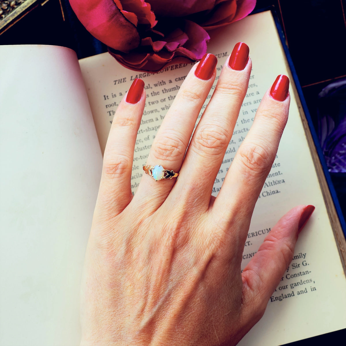 Vintage Date 1979 Crystal Opal Dress Ring