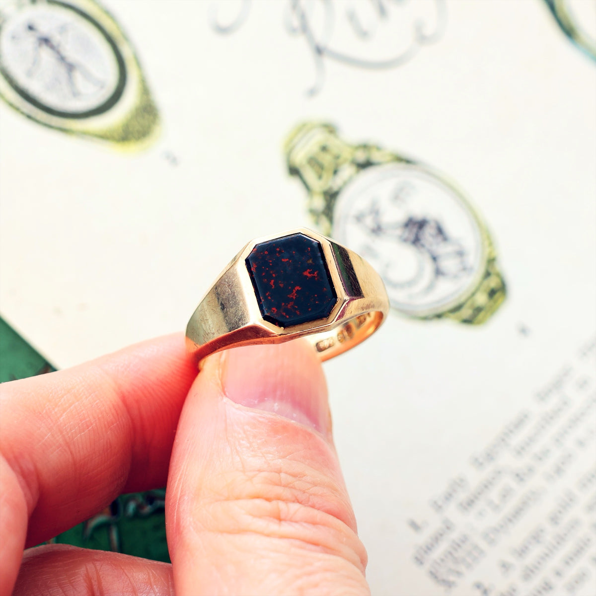 Striking Art Deco Date 1955 Bloodstone Signet Ring